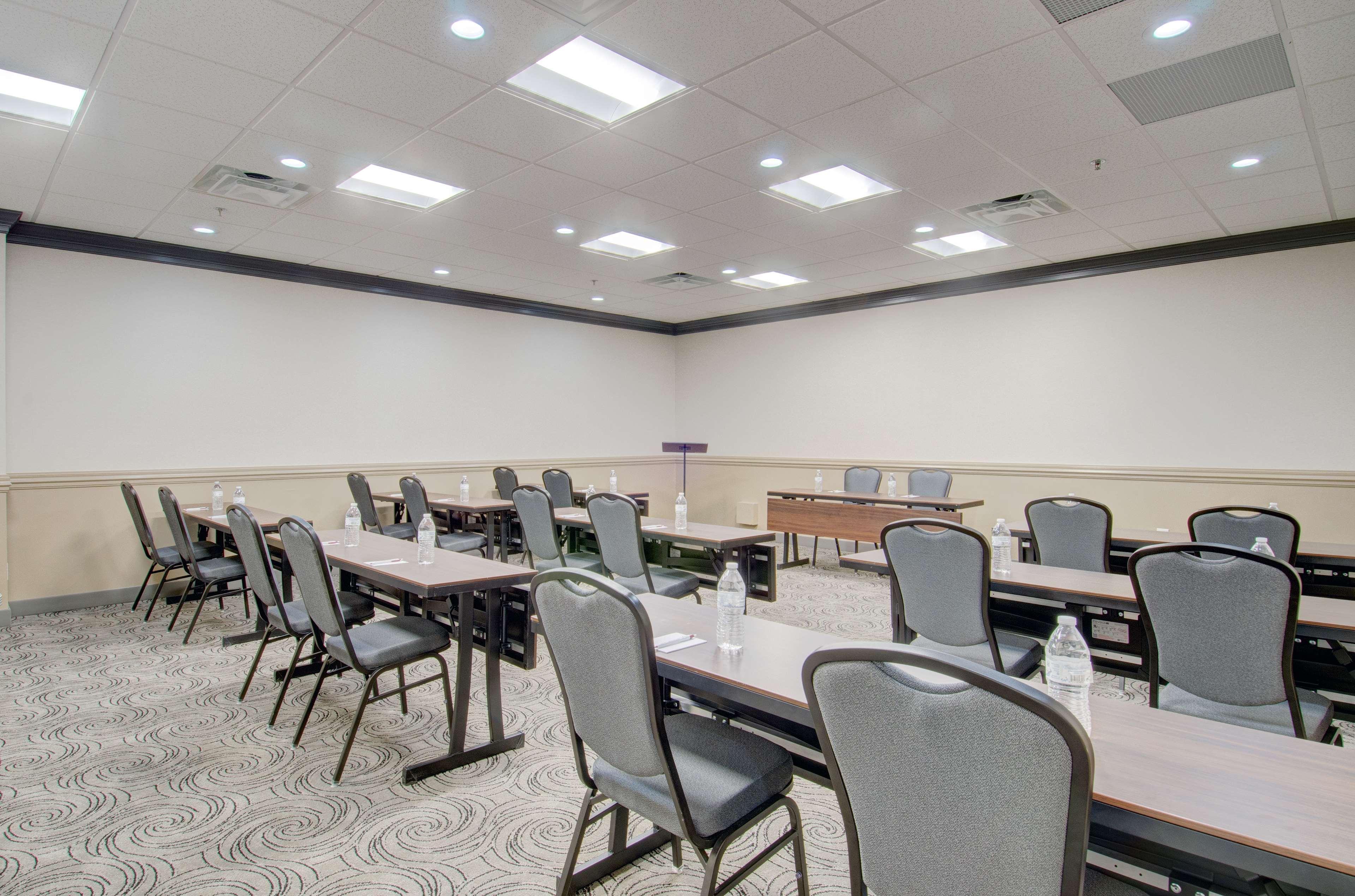 Best Western Plus Waltham Boston Bagian luar foto