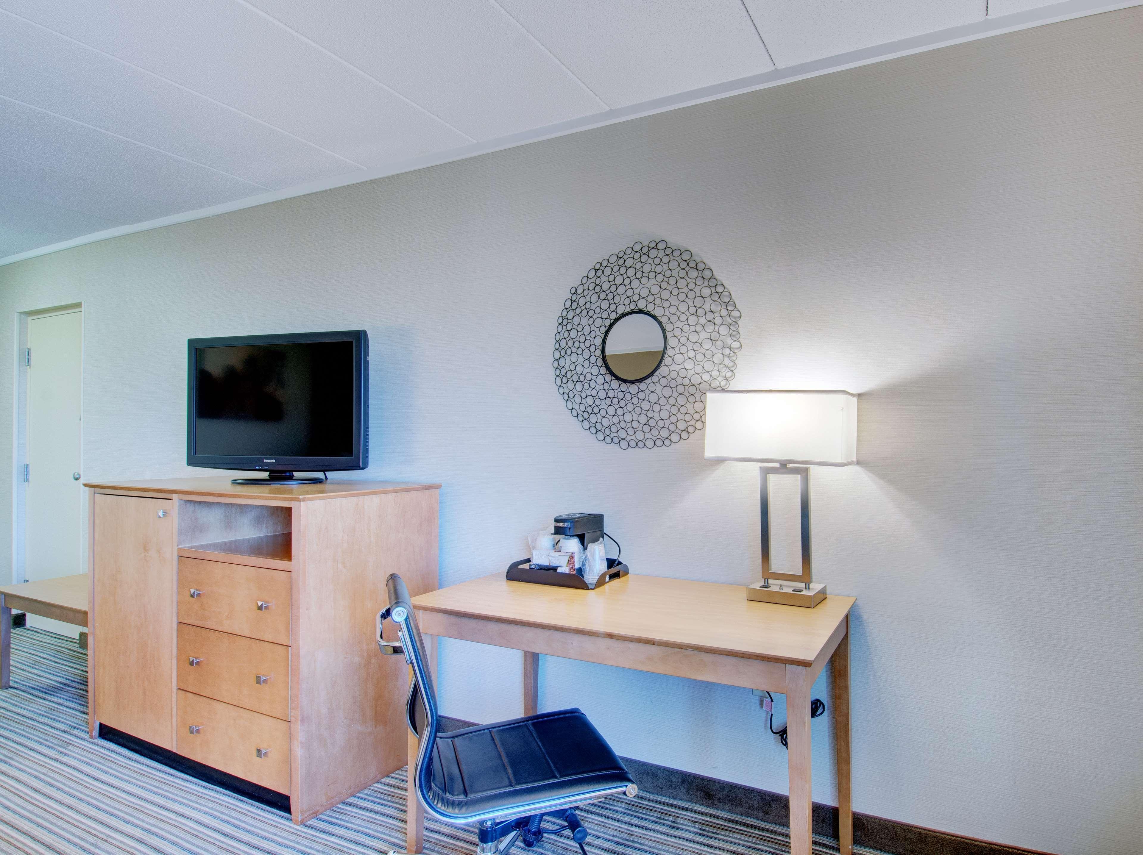 Best Western Plus Waltham Boston Bagian luar foto